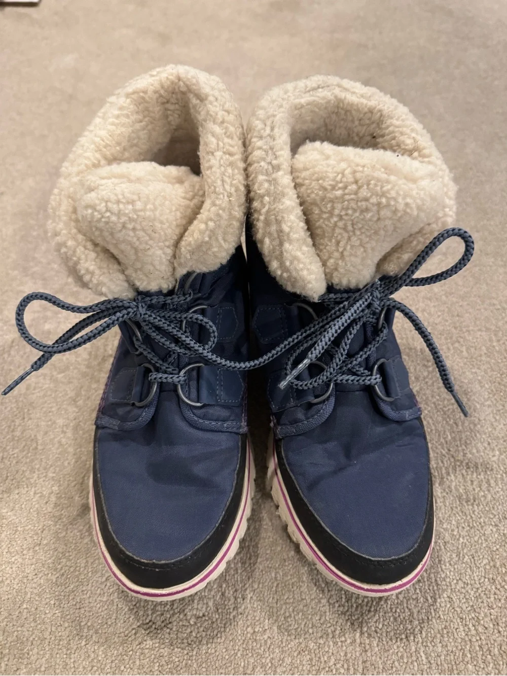 Sorel Navy and Cream Sherpa-Lined Winter Lace-Up Boots